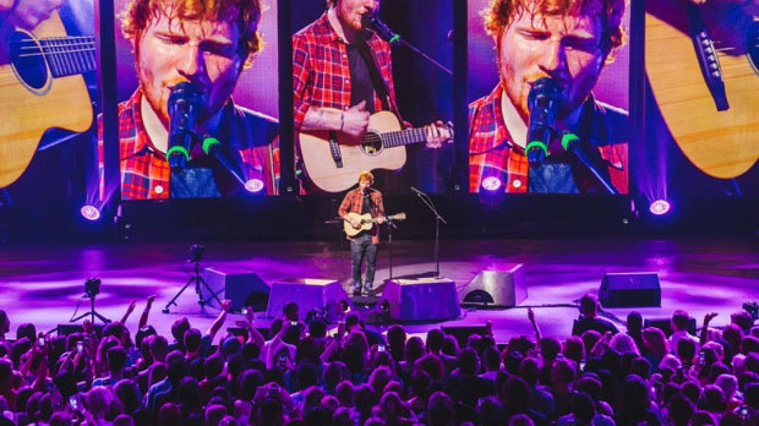 ⁣Ed Sheeran Live at iTunes Festival